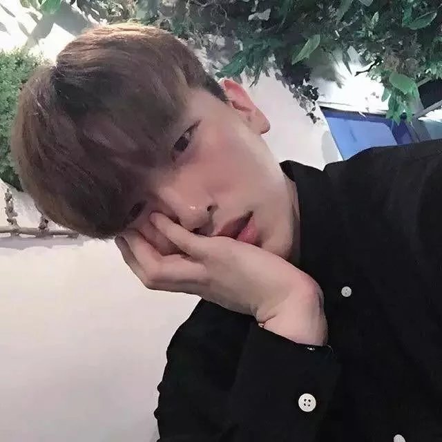 米炎嘉伊
