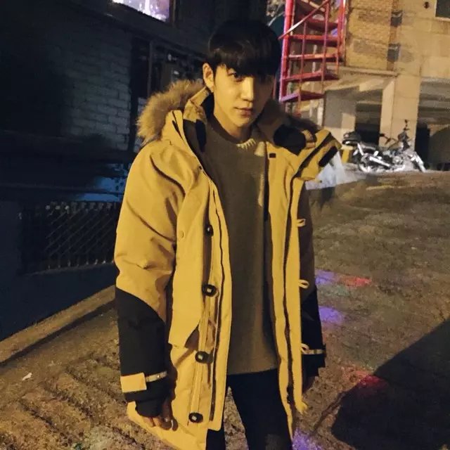 蓝松东奇