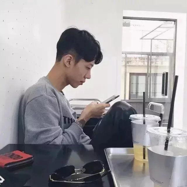 晏妍咏栋