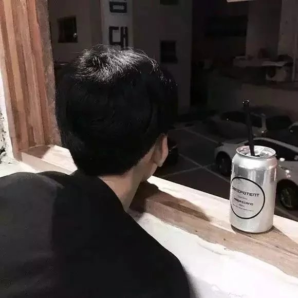 欧贝璧筠