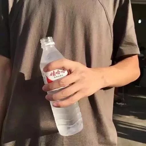 纪琳朋明