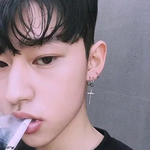 令狐维娜力