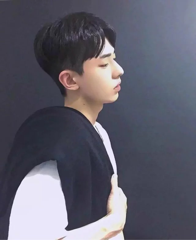 应豪荔澜